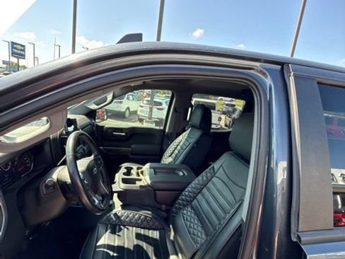 Used 2021 Chevrolet Silverado 1500 RST w/ Z71 Off-Road Package AWD/4WD image 14