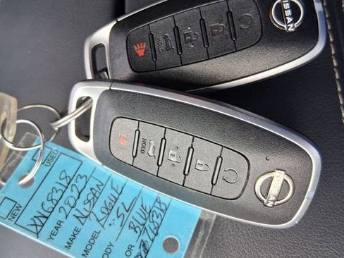 Certified 2023 Nissan Rogue SL w/ SL Premium Package image 23