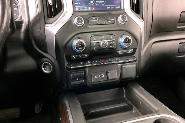 Used 2021 GMC Sierra 1500 SLT w/ SLT Premium Package AWD/4WD image 9