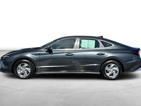 Used 2026 Hyundai Sonata SE image 3