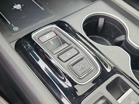 Certified 2023 Honda Pilot Touring image 14