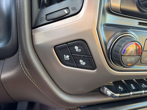 Used 2018 GMC Sierra 1500 Denali RWD image 32