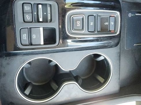 Used 2024 Honda Pilot Elite image 26