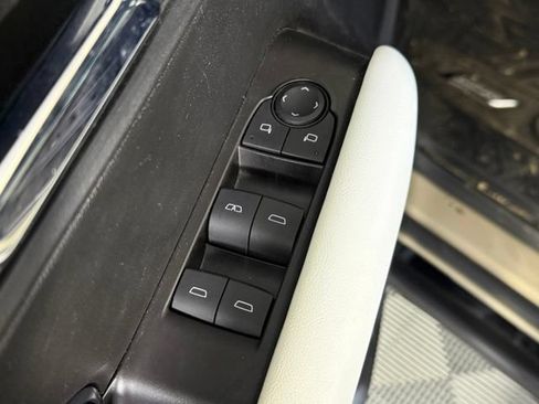 Used 2024 GMC Canyon AT4X AWD/4WD image 26