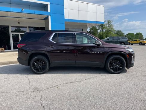 Used 2022 Chevrolet Traverse LT image 51