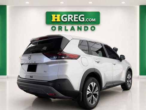 Used 2023 Nissan Rogue SV FWD image 6