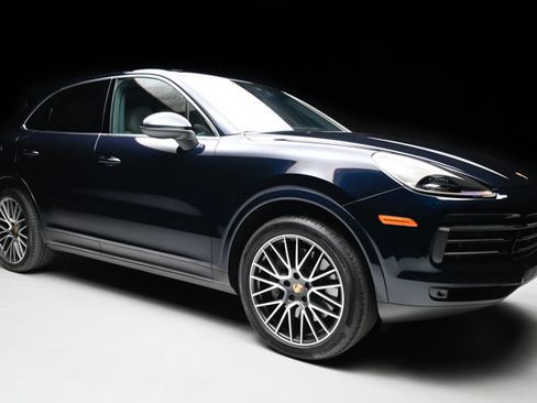 Used 2022 Porsche Cayenne S image 27