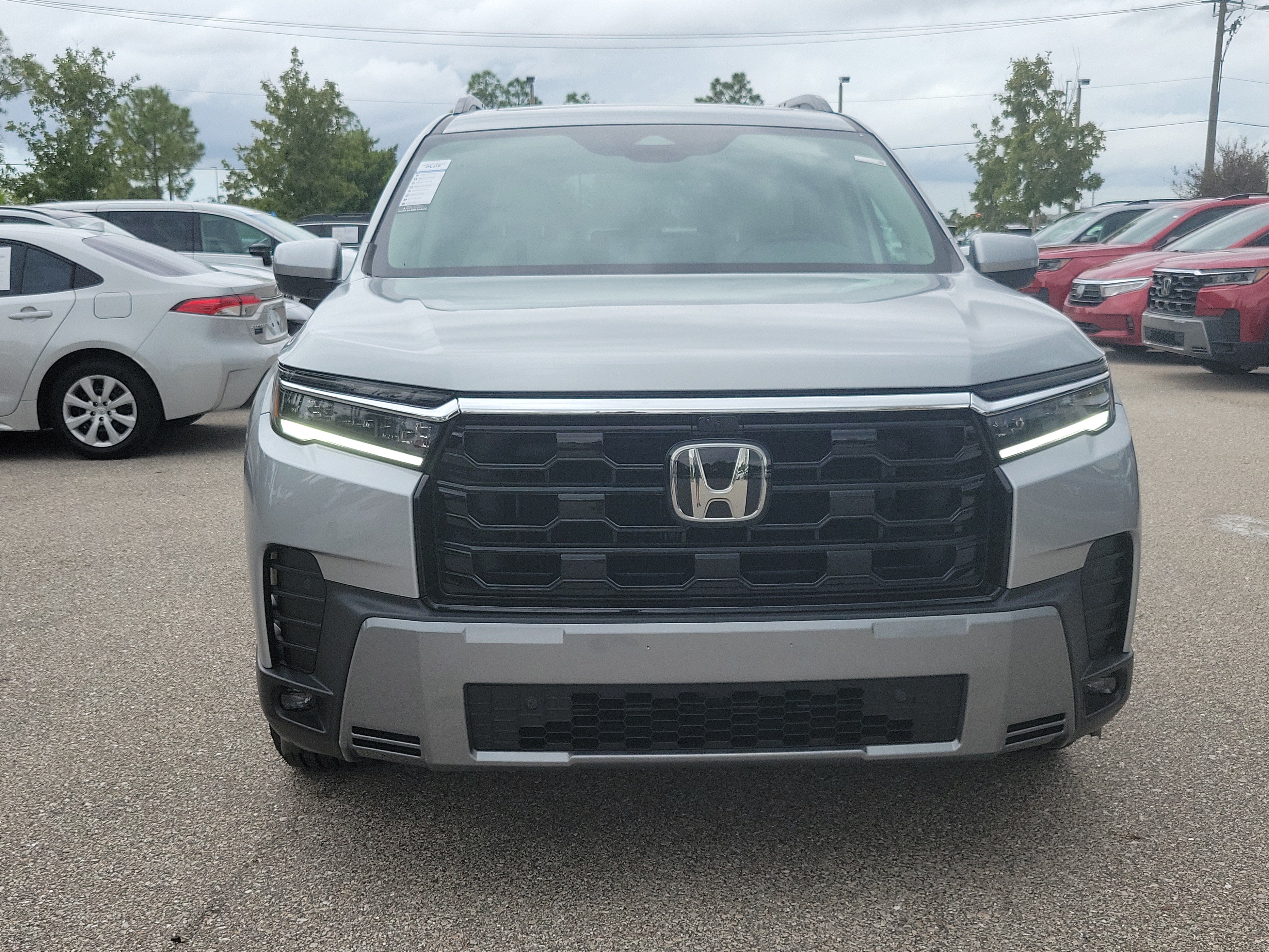 New 2026 Honda Pilot image 2