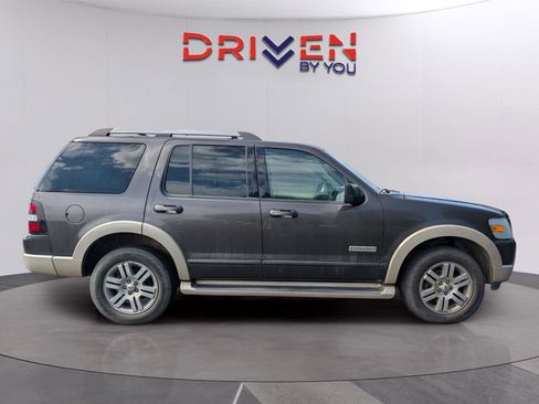 Used 2006 Ford Explorer Eddie Bauer RWD image 6