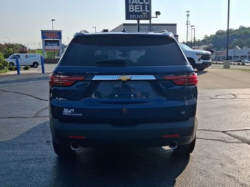 Used 2023 Chevrolet Traverse LT FWD image 5