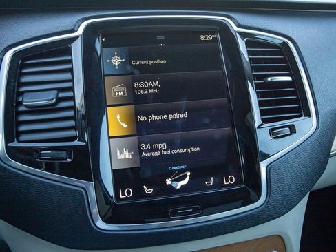 Used 2021 Volvo XC90 T8 Inscription Expression w/ Protection Package Premier AWD/4WD image 32