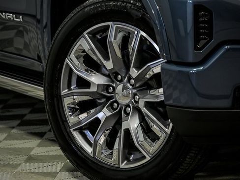 New 2026 GMC Sierra 1500 Denali w/ Denali Reserve Package image 3