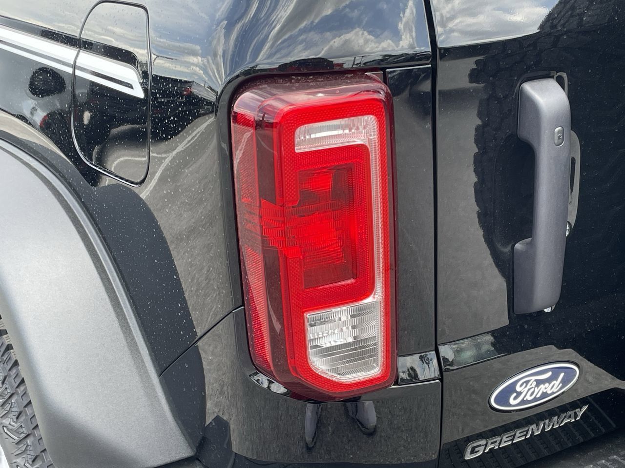 New 2026 Ford Bronco Heritage Edition AWD/4WD image 10