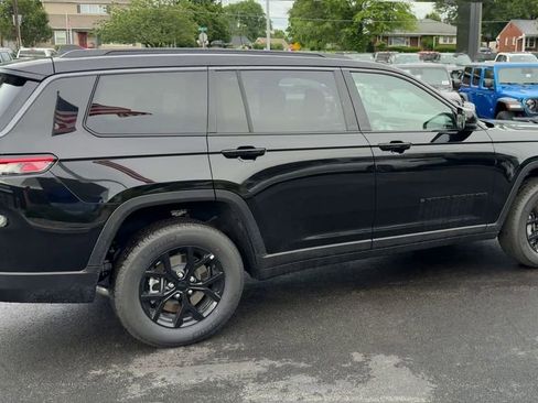 New 2026 Jeep Grand Cherokee L 4WD image 7