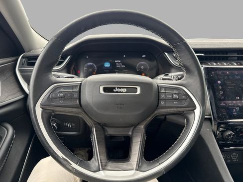 Used 2022 Jeep Grand Cherokee L Limited AWD/4WD image 14