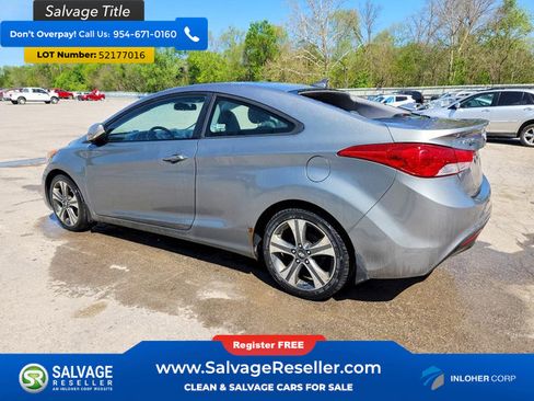 Used 2013 Hyundai Elantra SE w/ Technology Pkg FWD image 3