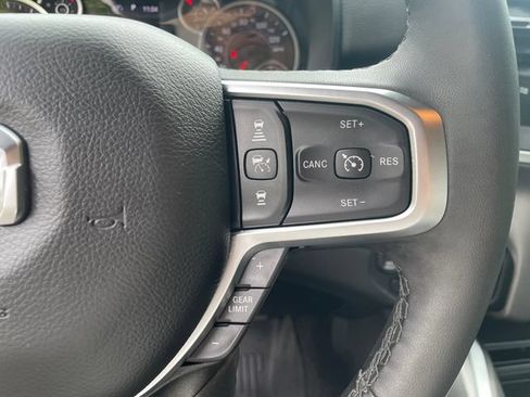 Used 2025 RAM 1500 Big Horn AWD/4WD image 30