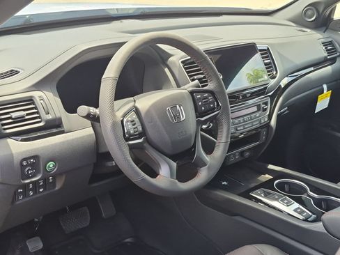 New 2026 Honda Ridgeline Black Edition image 2