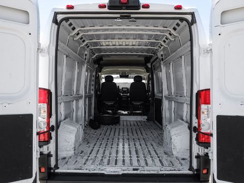 Used 2023 RAM ProMaster 2500 FWD image 47
