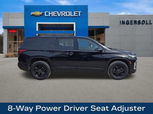 Used 2023 Chevrolet Traverse LT w/ Midnight/Sport Edition image 8