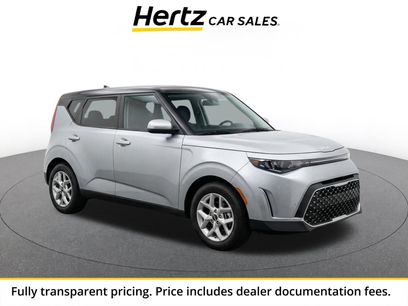 Used 2025 Kia Soul LX w/ LX Technology Package