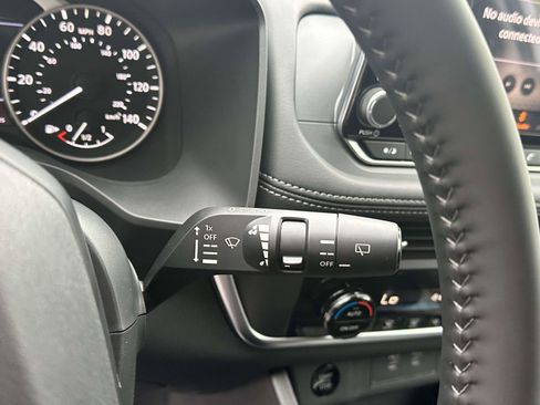 Used 2026 Nissan Rogue SV image 23