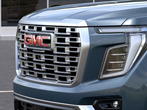 New 2026 GMC Yukon XL Denali AWD/4WD image 13