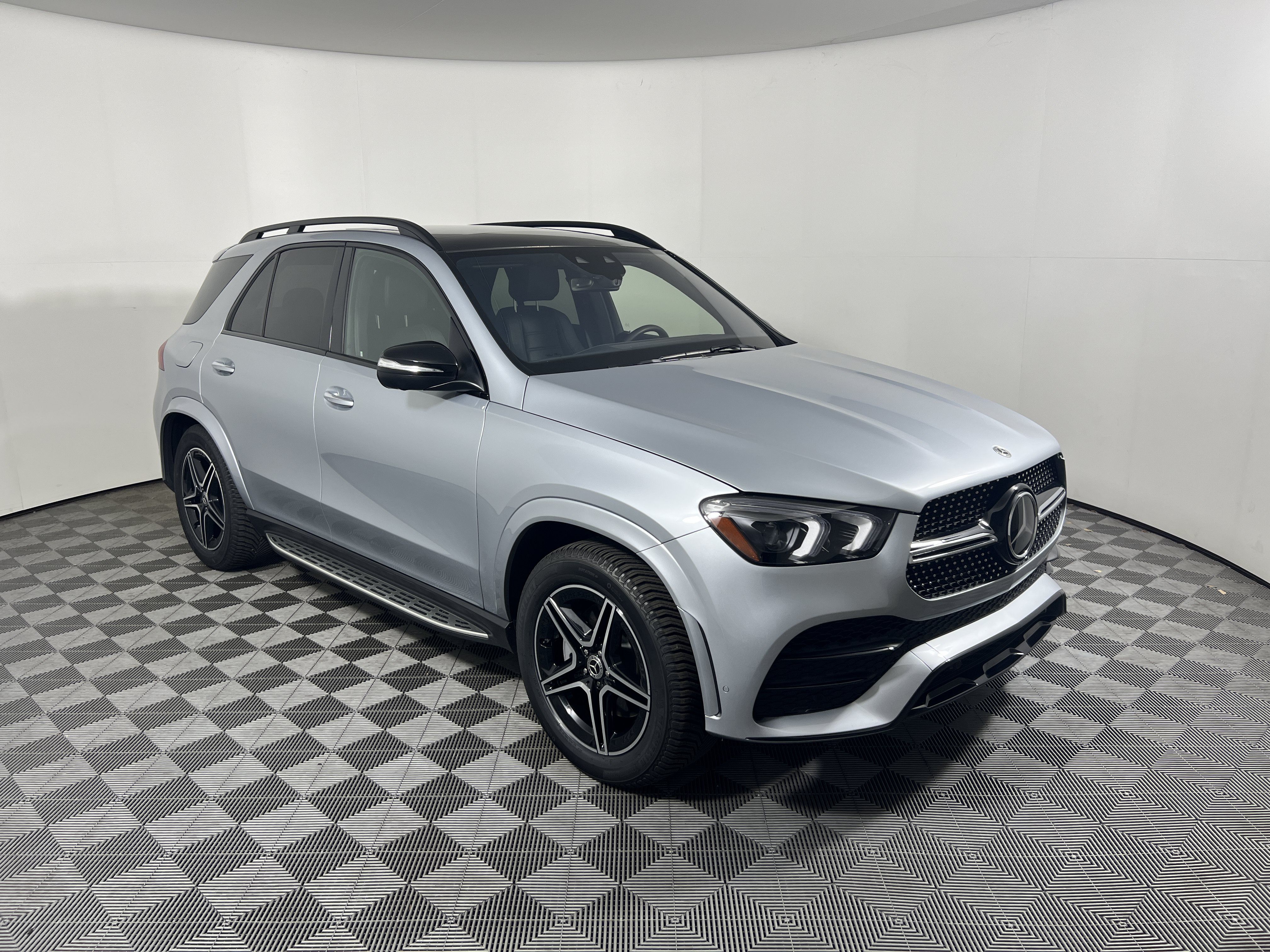 Used 2023 Mercedes-Benz GLE 450 4MATIC image 7