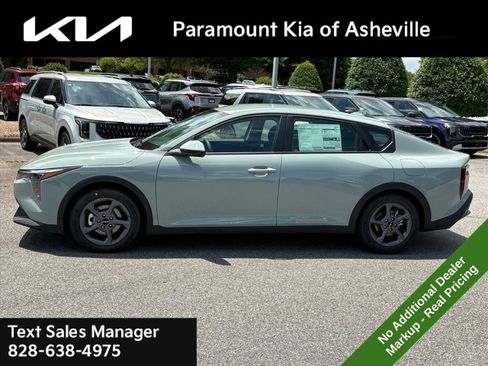 New 2026 Kia K4 FWD image 3
