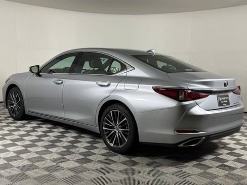 Used 2025 Lexus ES 350 w/ Premium Package FWD image 7