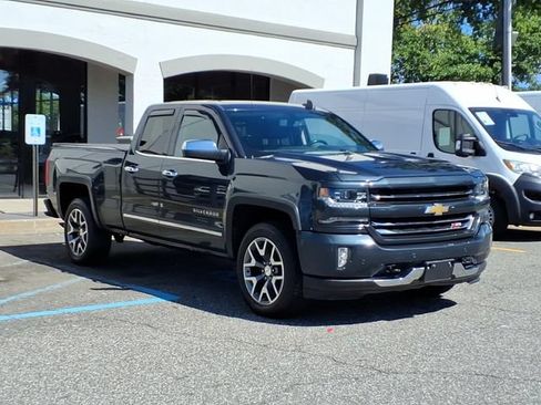 Used 2018 Chevrolet Silverado 1500 LTZ Z71 w/ LTZ Plus Package AWD/4WD image 3