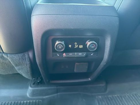 Used 2025 Buick Enclave Avenir w/ Super Cruise Package AWD/4WD image 32