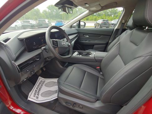 Used 2025 Nissan Murano SV AWD/4WD image 24