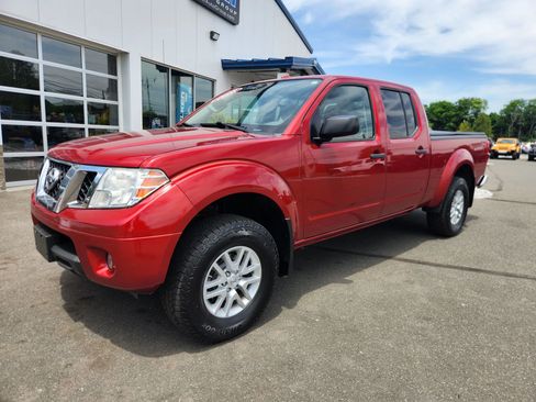Used 2018 Nissan Frontier SV w/ Value Truck Package AWD/4WD image 4