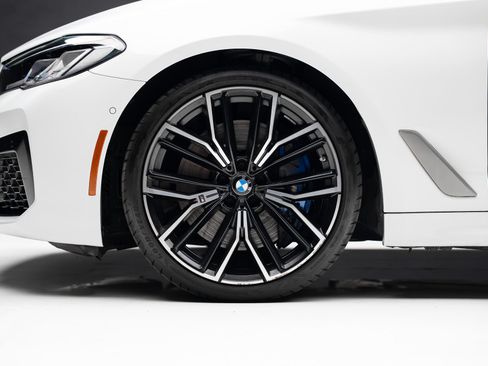 Used 2023 BMW M550i xDrive AWD/4WD image 19