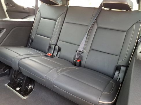 Used 2024 Chevrolet Tahoe Premier RWD image 24