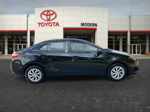 Certified 2018 Toyota Corolla LE FWD image 4