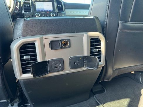 Used 2021 Ford F250 Lariat image 14