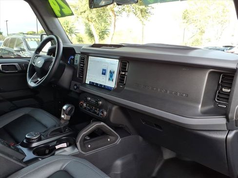 Used 2024 Ford Bronco Big Bend image 11