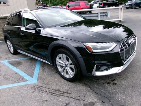 Used 2023 Audi A4 2.0T allroad Premium Plus AWD/4WD image 2