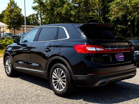 Used 2017 Lincoln MKX Select image 4