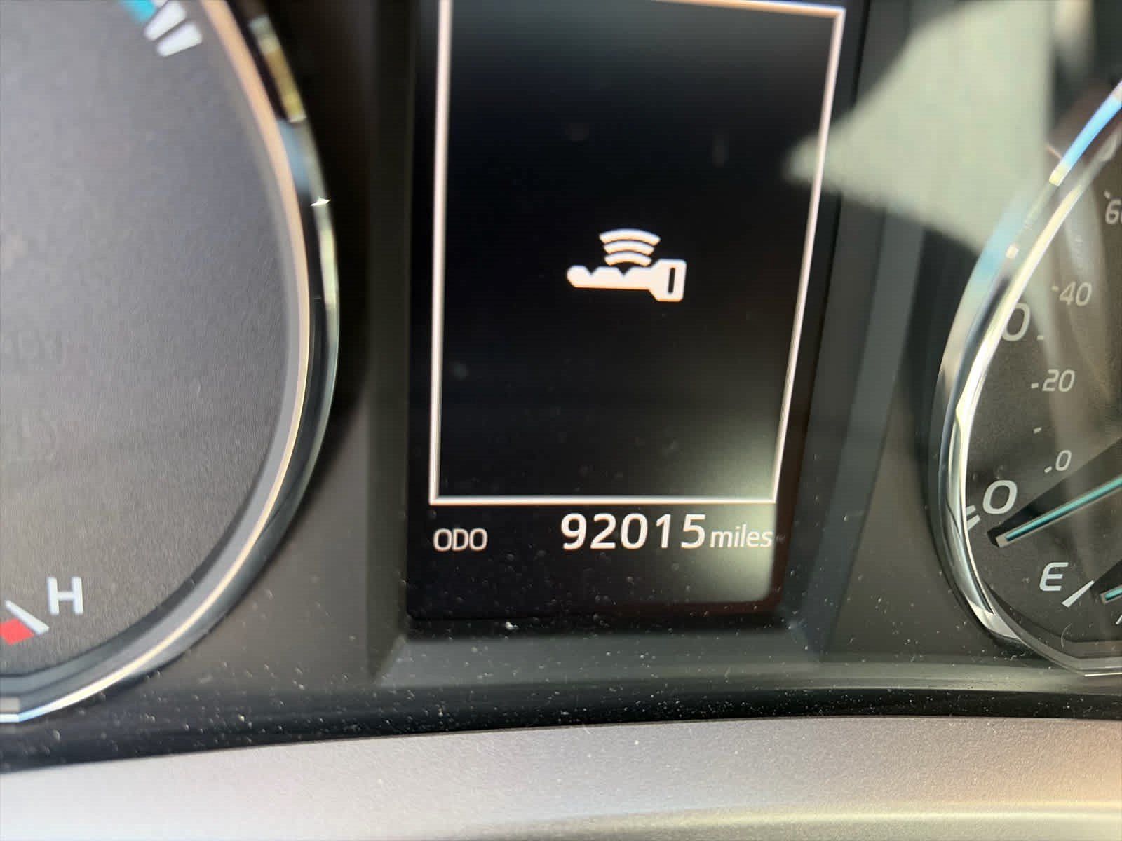 Used 2018 Toyota RAV4 Limited w/ Advanced Technology Package AWD/4WD image 9