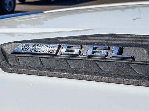 Used 2025 Chevrolet Silverado 2500 LT w/ Convenience Package AWD/4WD image 12