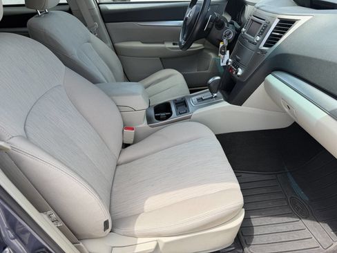 Used 2014 Subaru Outback 2.5i Premium AWD/4WD image 21