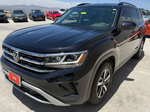 Used 2023 Volkswagen Atlas SE FWD image 3