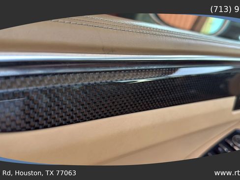 Used 2015 Porsche Macan Turbo image 22