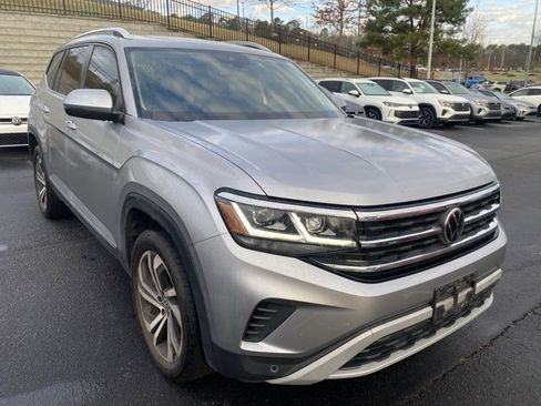 Used 2023 Volkswagen Atlas SEL image 8