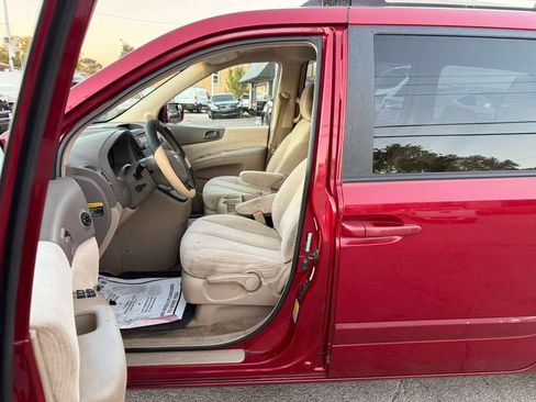 Used 2007 Kia Sedona LX image 10