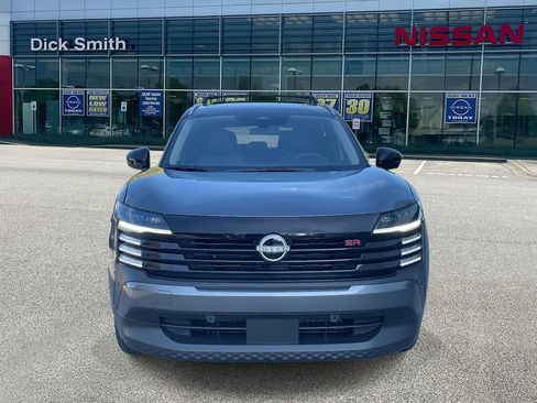 New 2026 Nissan Kicks SR image 2