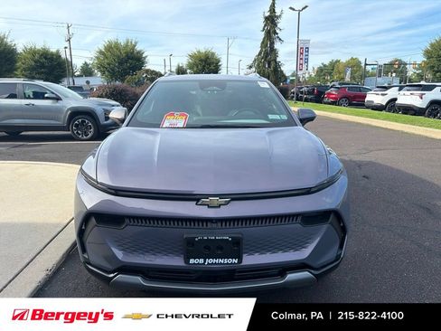 Used 2024 Chevrolet Equinox EV LT AWD/4WD image 8